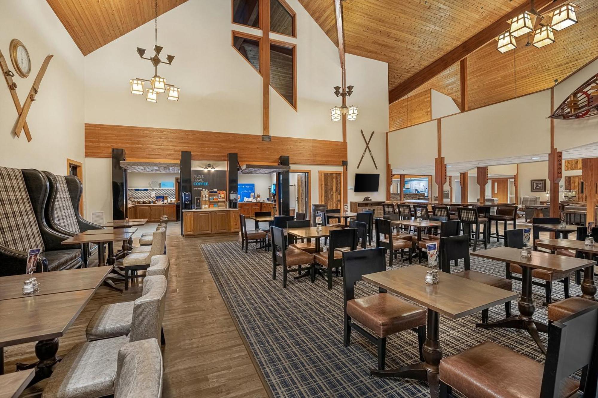 Holiday Inn Express & Suites Hayward By Ihg Kültér fotó